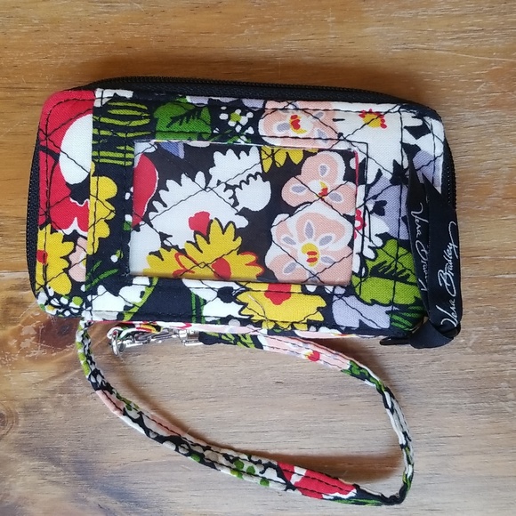 Vera Bradley Small Floral Pattern Wallet Wristlet - Picture 1 of 9
